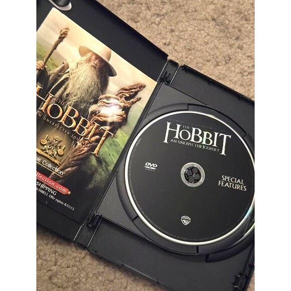 The Hobbit: An Unexpected Journey 2-Disc DVD Edition - Picture 3 of 4